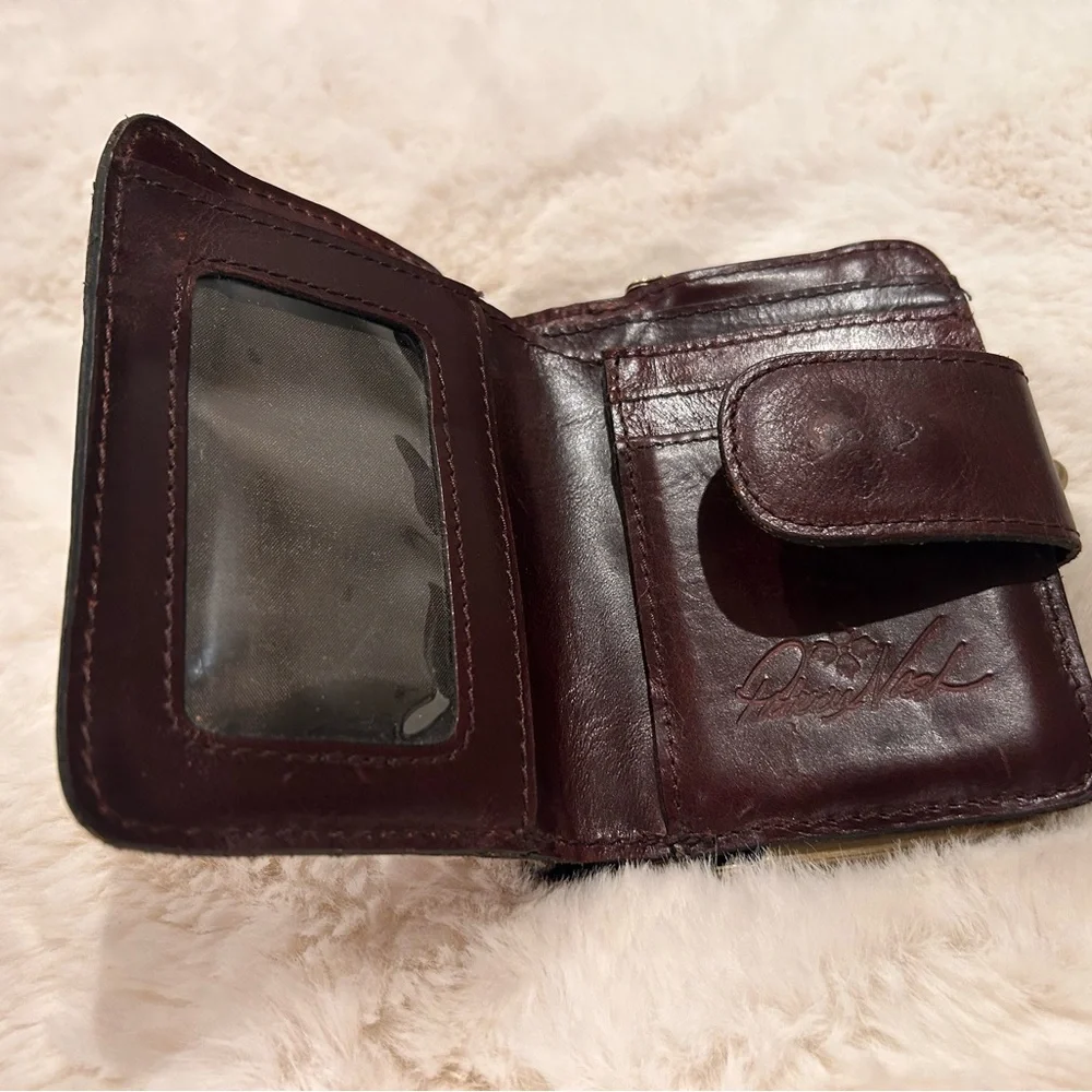 Patricia‎ Nash Iberia Wallet in Tropical Dreams, Leather.